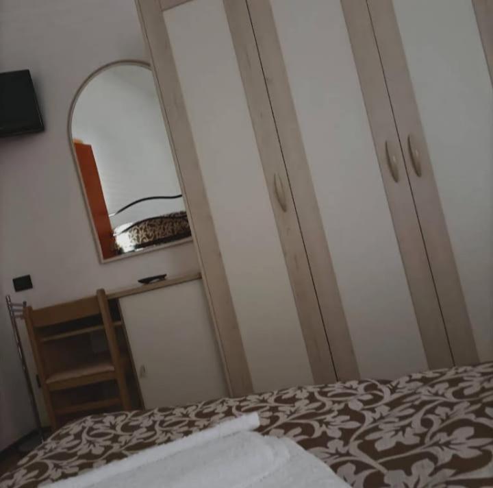 Hotel Ducale Белларія-Іджеа-Марина Екстер'єр фото